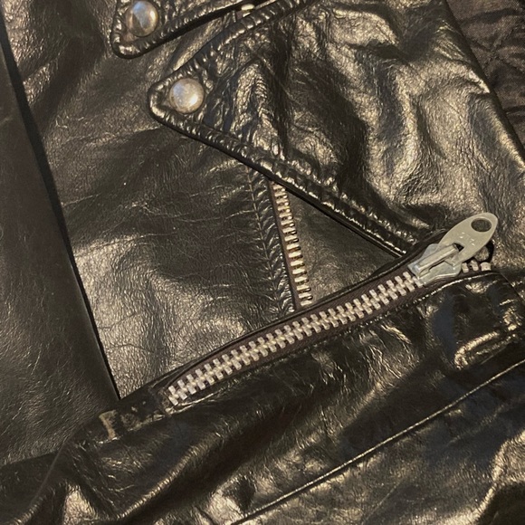 Men’s Black True Leather Jacket Small Perfecto Biker Motorcycle 80’s Real Style - Picture 3 of 4